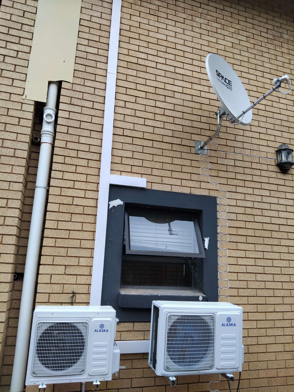 Commercial outdoor airconditioning units